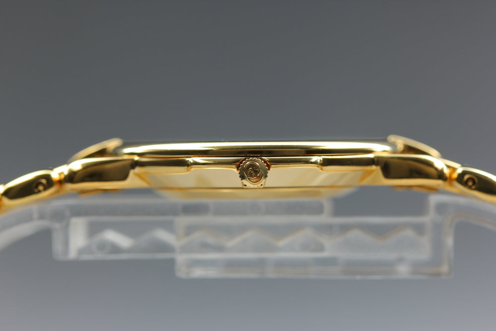 Near MINT GUCCI 3400M Gold Quartz 30mm Men's Watch