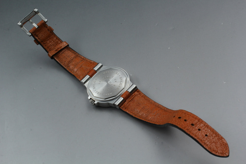 Near MINT BVLGARI Diagono LCV35S White Auto 35.4mm Men's Watch
