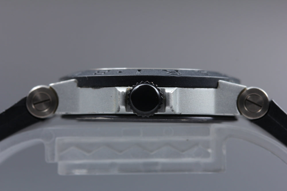 Near MINT BVLGARI Aluminum AL29TA Silver Quartz 29mm Ladies Watch