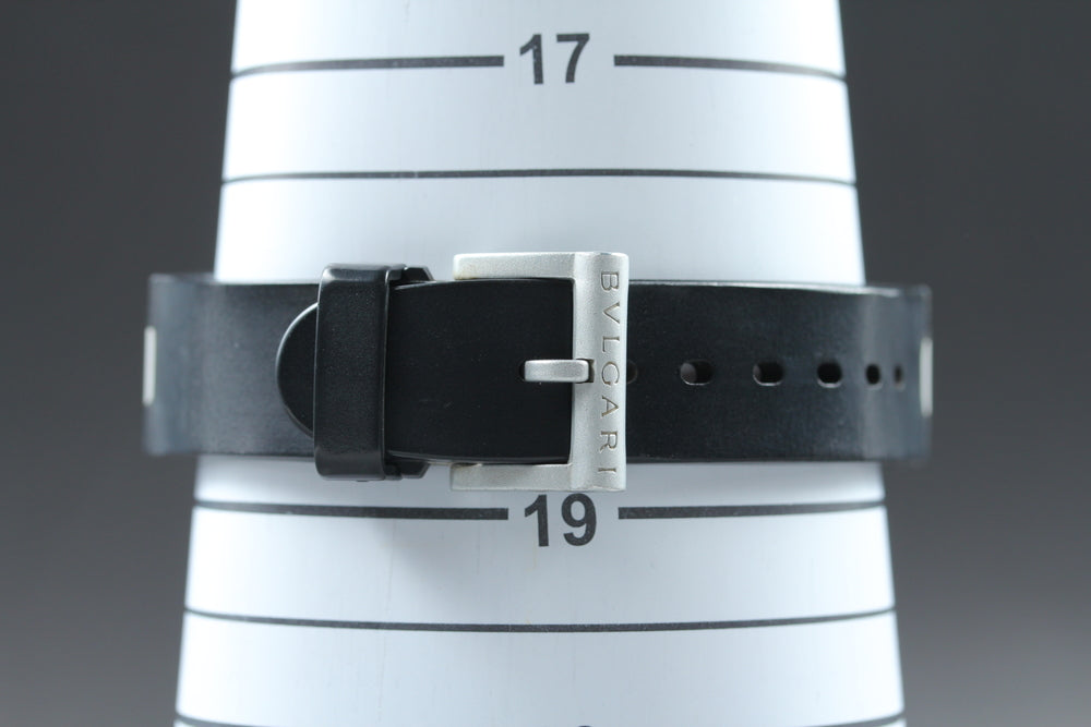 Near MINT BVLGARI Aluminum AL32A Silver Quartz 32mm Unisex Watch