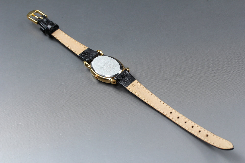 Near MINT SEIKO 1N01-0HV0 White Quartz 21mm Ladies Watch