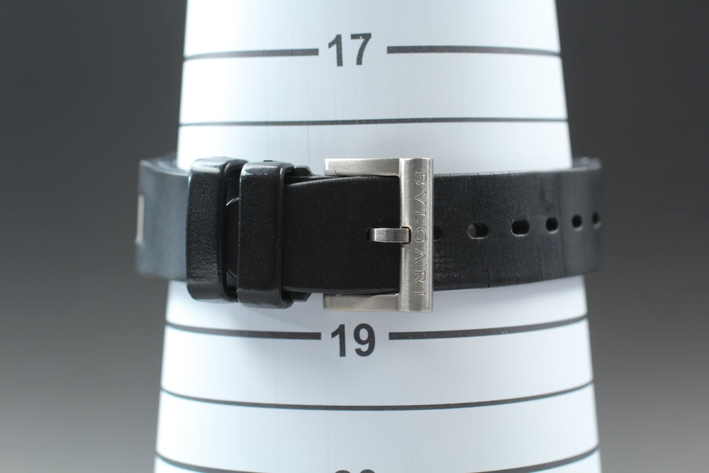 Near MINT BVLGARI Diagono Titanium TI32TA Black Quartz 32mm Men's Watch