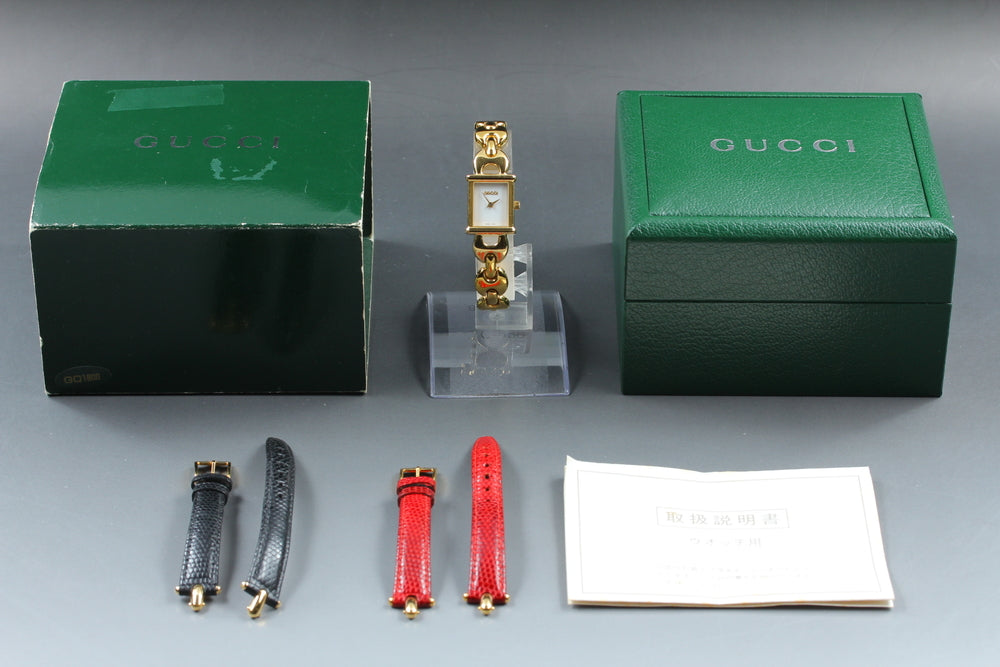Near MINT GUCCI 1800L White Quartz 16.3mm Ladies Watch