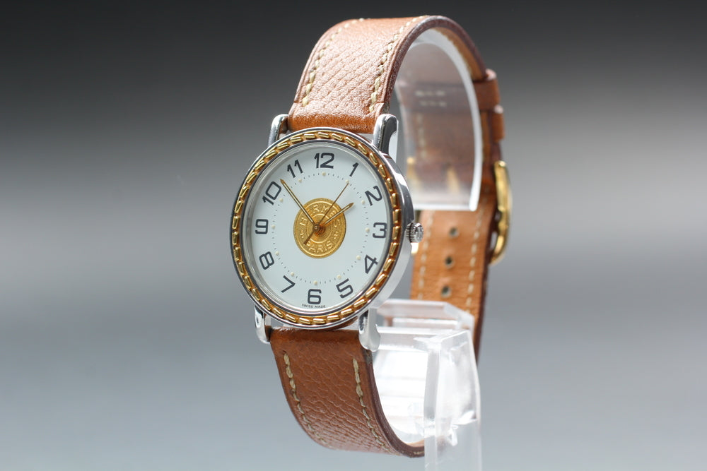 Near MINT HERMES Sellier SE3.420 Gold Quartz 30mm Unisex Watch
