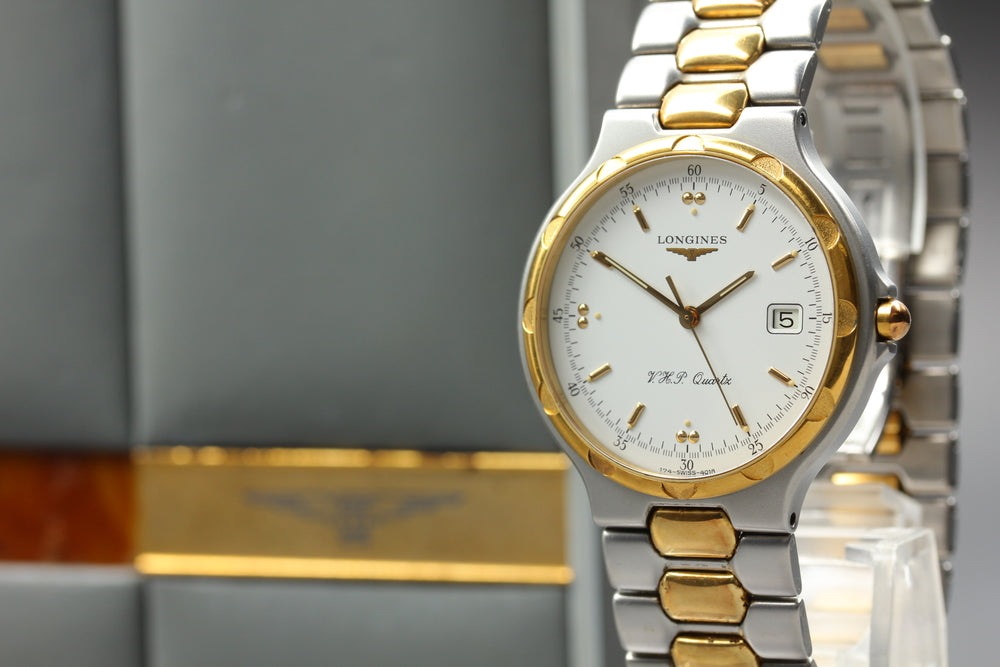 Near MINT LONGINES Conquest 4018 White Quartz 34.9mm Men's Watch