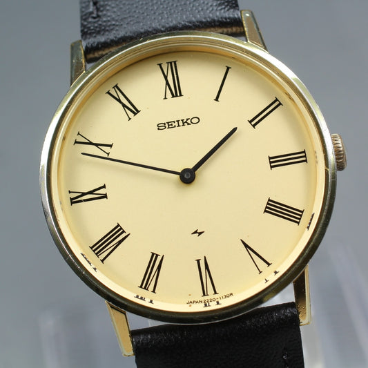 Near MINT SEIKO Chariot 2220-0430 Gold Manual 33.5mm Men's Watch 1976