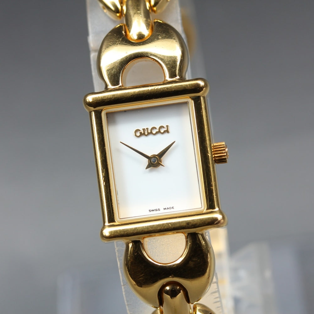 Near MINT GUCCI 1800L White Quartz 16.3mm Ladies Watch