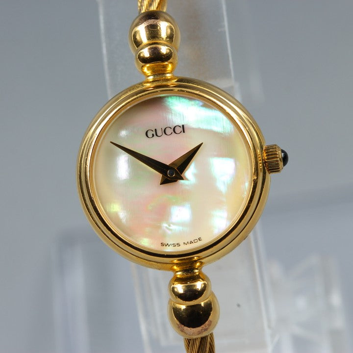 Near MINT GUCCI 2700.2.L Mother of Pearl Quartz 19.2mm Ladies Watch