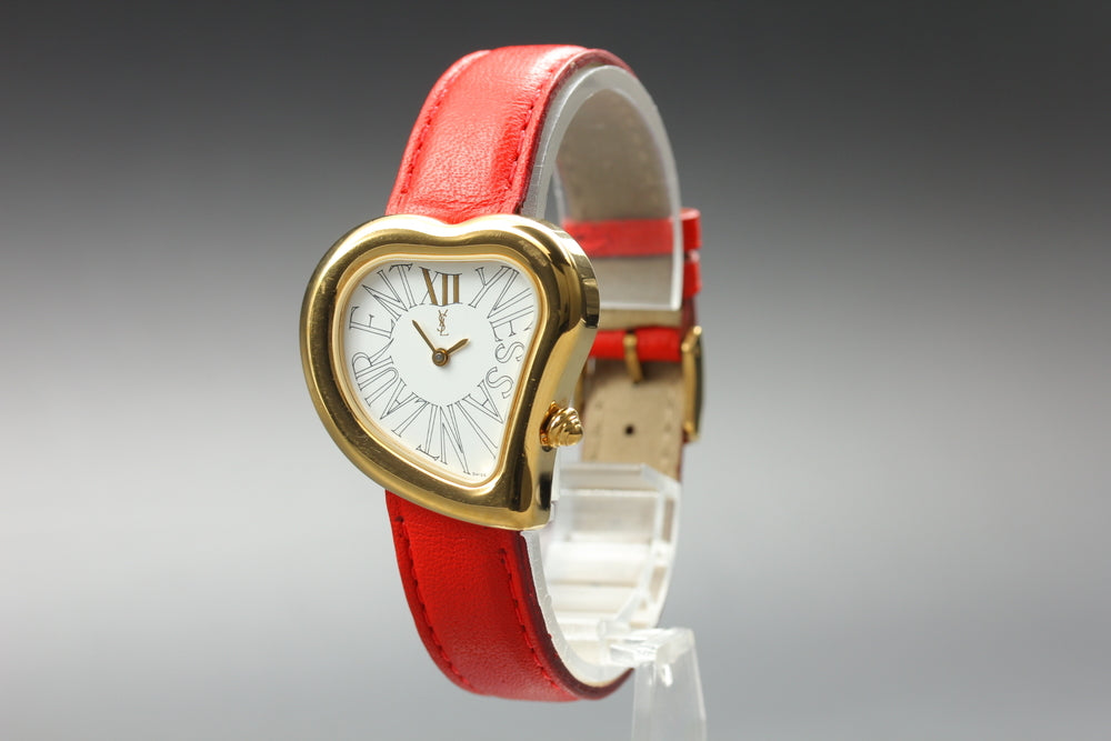 Near MINT Yves Saint Laurent 05F White Quartz 30.8mm Ladies Watch