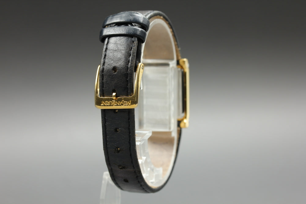 Near MINT Yves Saint Laurent 5420-F47611 White Quartz 19.5mm Ladies Watch