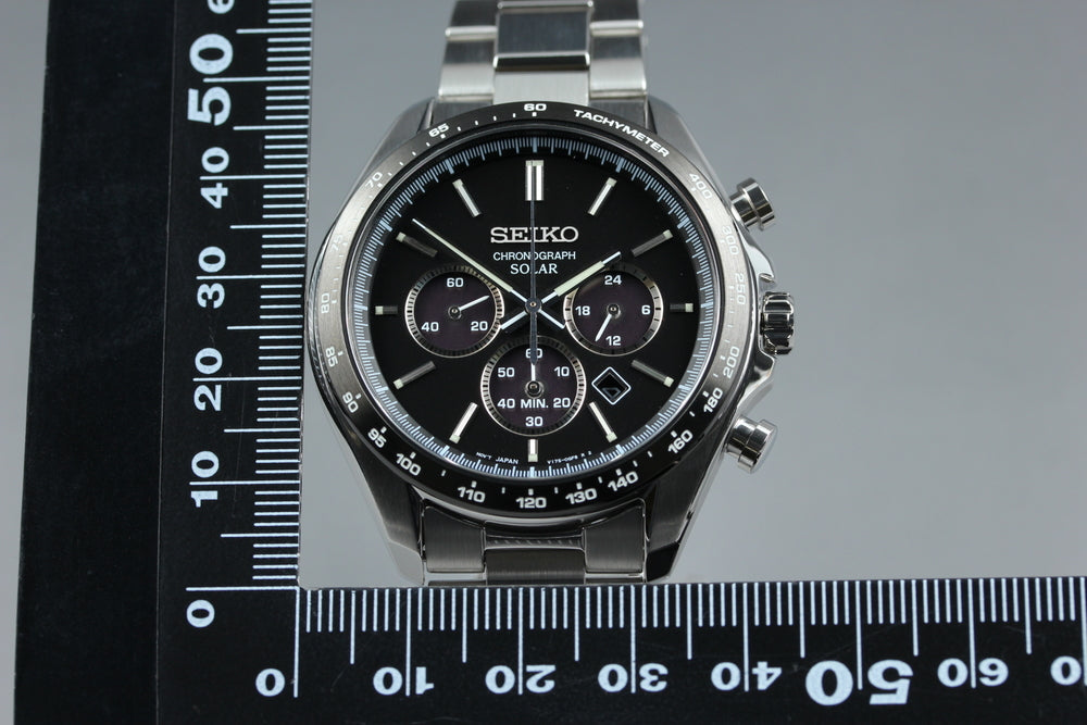 MINT SEIKO V175-0FA0 Black Solar Watch