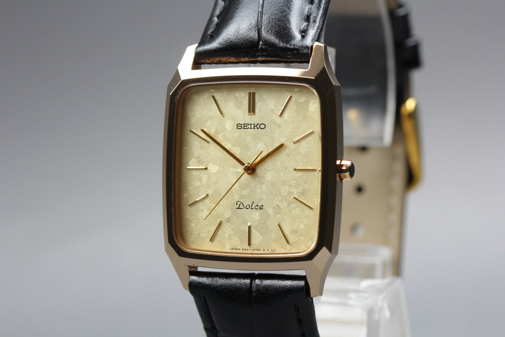 Near MINT SEIKO Dolce 8N41-5130 Gold Quartz 27.2mm Men's Watch 1971