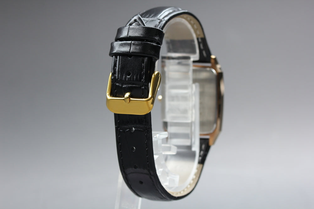 Near MINT SEIKO Dolce 8N41-5130 Gold Quartz 27.2mm Men's Watch 1971