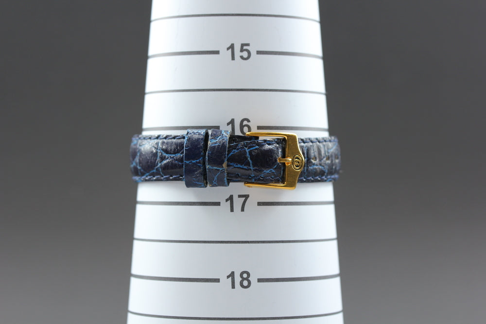 Near MINT GUCCI 2600L Silver/Blue Quartz 18.9mm Ladies Watch