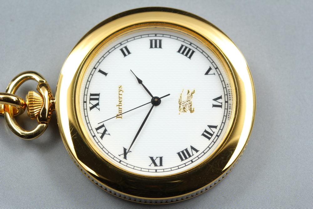 Near MINT BURBERRY 6031-G24655 White Quartz 38mm Unisex Pocket Watch