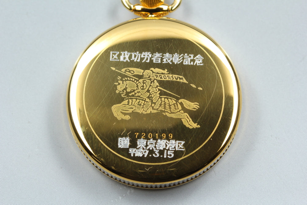Near MINT BURBERRY 6031-G24655 White Quartz 38mm Unisex Pocket Watch