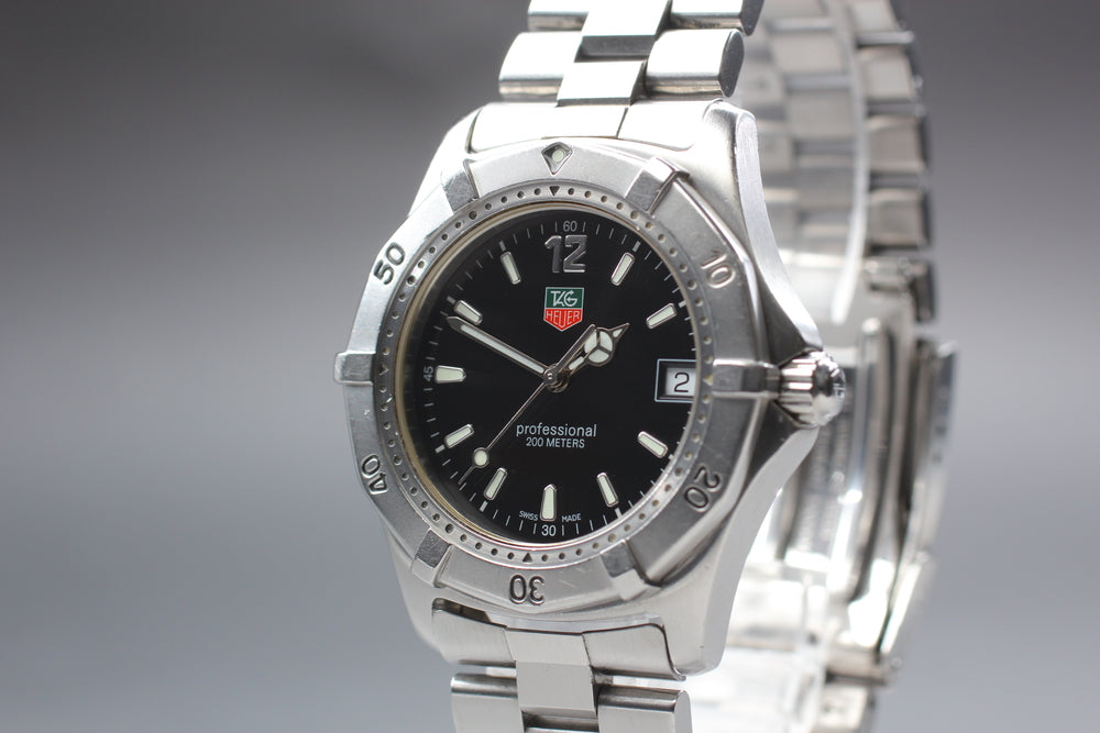 Near MINT TAG Heuer Professional 2000 WK1110-0 Black Quartz 38mm Men's Watch