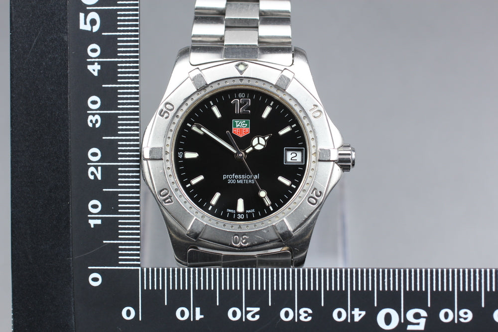 Near MINT TAG Heuer Professional 2000 WK1110-0 Black Quartz 38mm Men's Watch