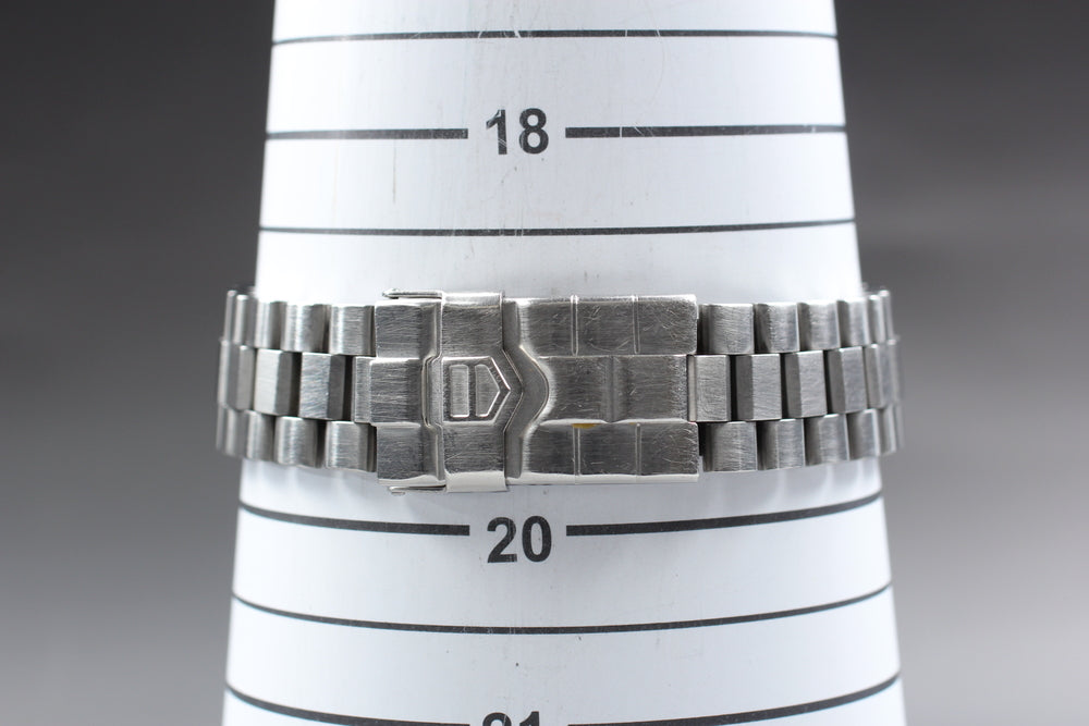 Near MINT TAG Heuer Professional 2000 WK1110-0 Black Quartz 38mm Men's Watch