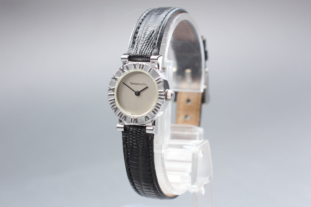 Near MINT TIFFANY&Co. Atlas Mini S0640 Silver Quartz 19mm Ladies Watch