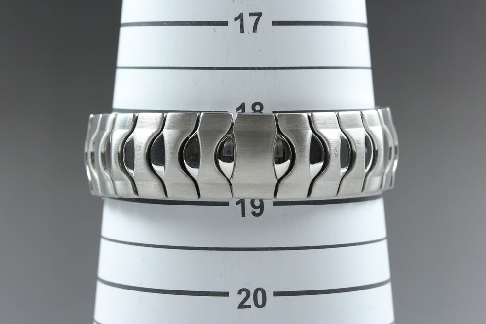 Near MINT SEIKO Macchina Sportiva H021-803A White Quartz 41mm Men's Watch 1987