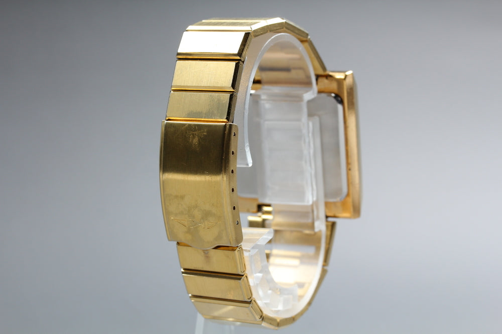 SEIKO ALBA V733-5A40 Red Quartz 34mm Men's Watch