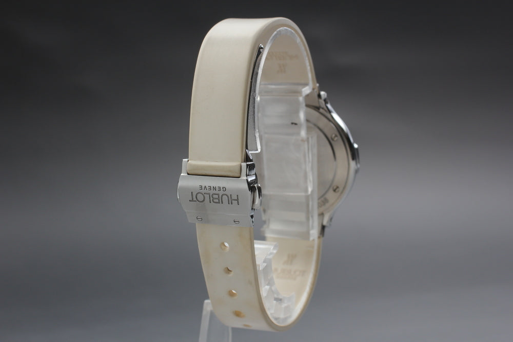 Near MINT HUBLOT Classic Tradition B1405.1 Beige Quartz 32.3mm Ladies Watch