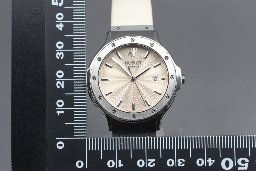 Near MINT HUBLOT Classic Tradition B1405.1 Beige Quartz 32.3mm Ladies Watch