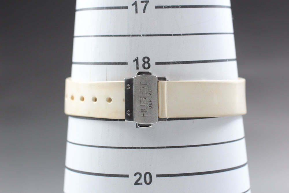 Near MINT HUBLOT Classic Tradition B1405.1 Beige Quartz 32.3mm Ladies Watch