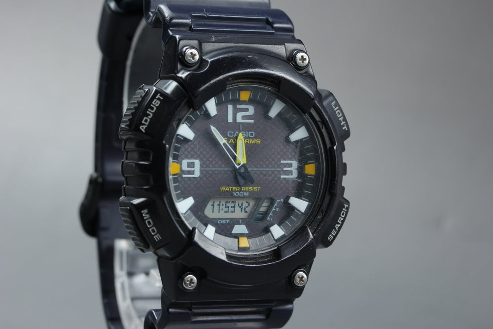 CASIO AQ-S810W Black Quartz 45mm Men's Watch