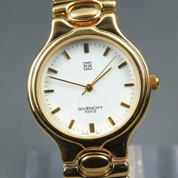 Near MINT Givenchy GV-MGBRW-2040T White Quartz 32mm Men's Watch