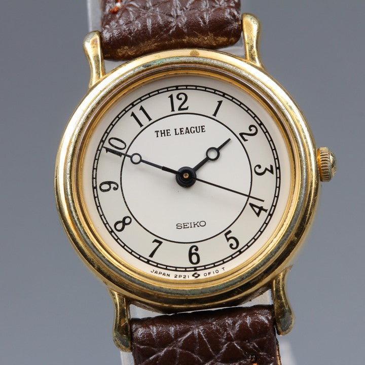 SEIKO The League 2P21-0B00 Beige Quartz 22mm Ladies Watch
