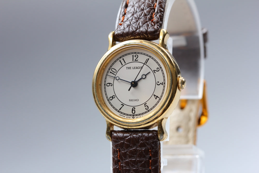 SEIKO The League 2P21-0B00 Beige Quartz 22mm Ladies Watch
