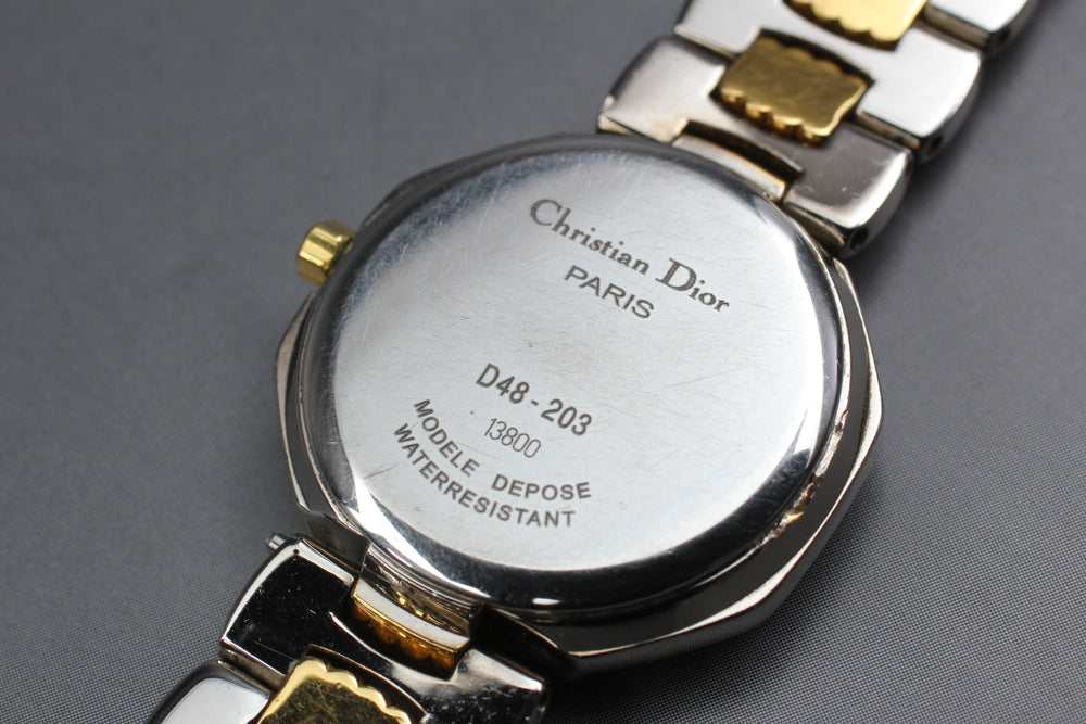 Near MINT Christian Dior D48-203 Gold Quartz 25mm Ladies Watch