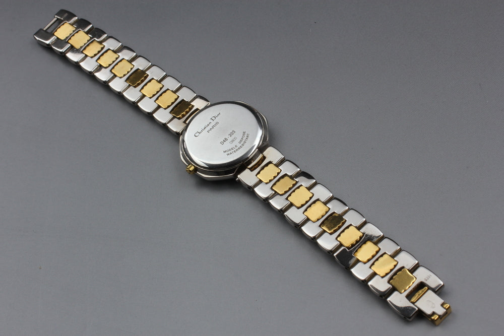 Near MINT Christian Dior D48-203 Gold Quartz 25mm Ladies Watch