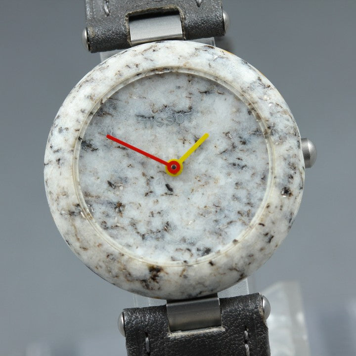 Near MINT TISSOT R150 Quartz 30mm Men's Watch