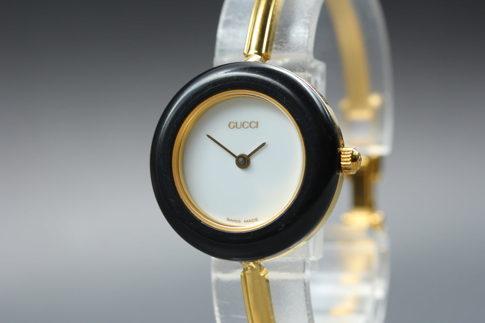 Near MINT GUCCI 11/12.2 White Quartz 25.8mm Ladies Watch