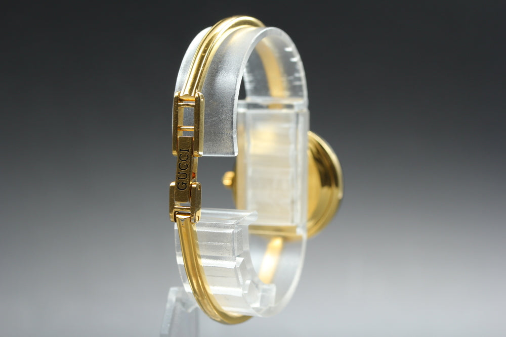 Near MINT GUCCI 11/12.2 White Quartz 25.8mm Ladies Watch