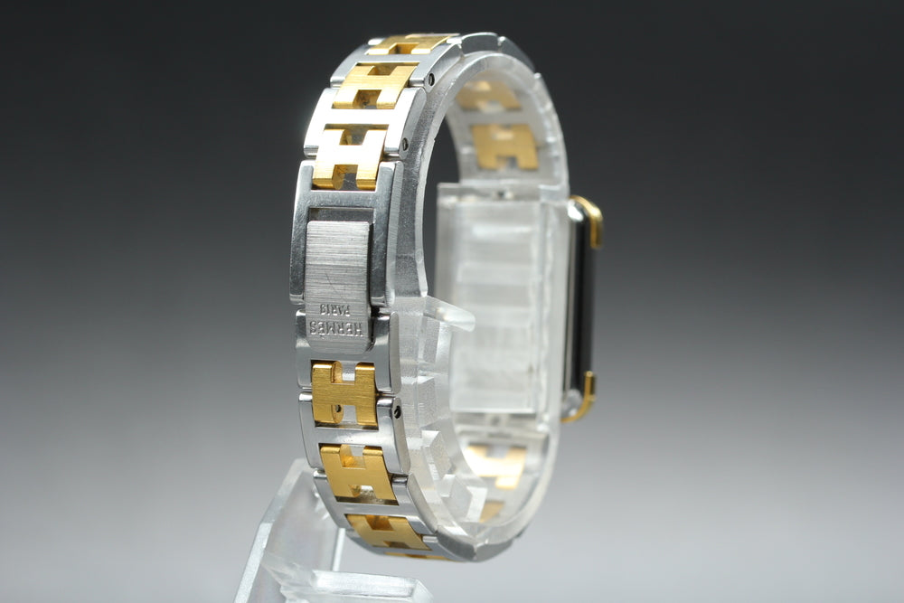 Near MINT HERMES Clojure CR1.220 White Quartz 18mm Ladies Watch