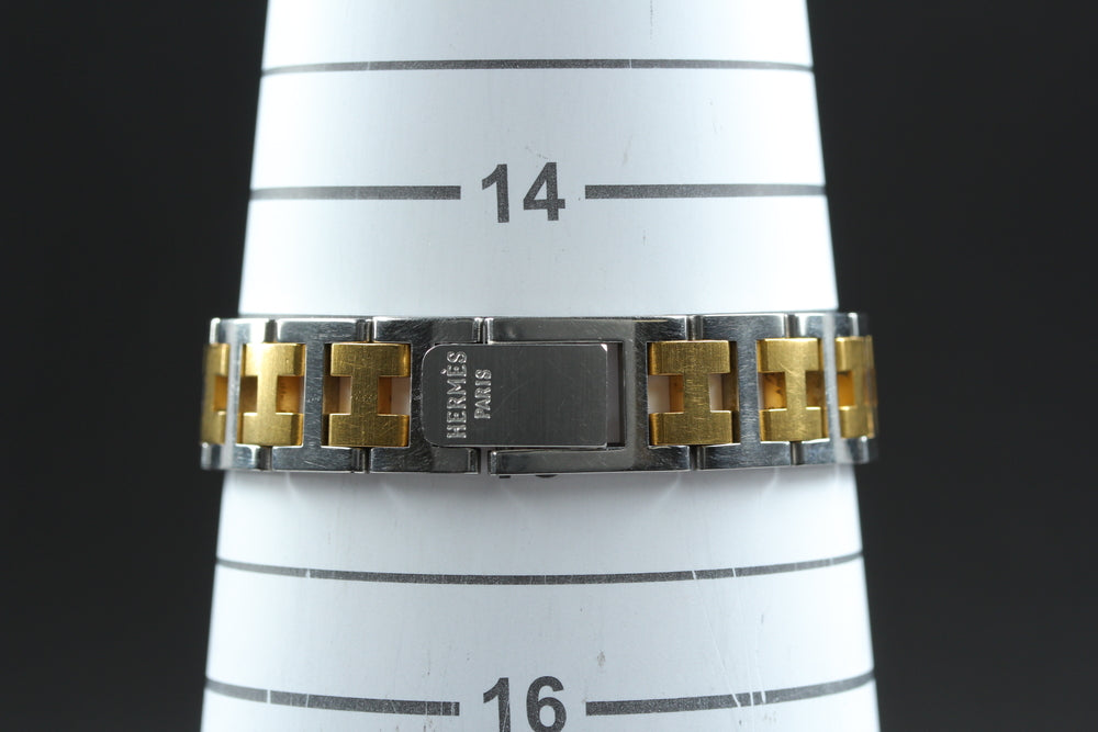 Near MINT HERMES Clojure CR1.220 White Quartz 18mm Ladies Watch