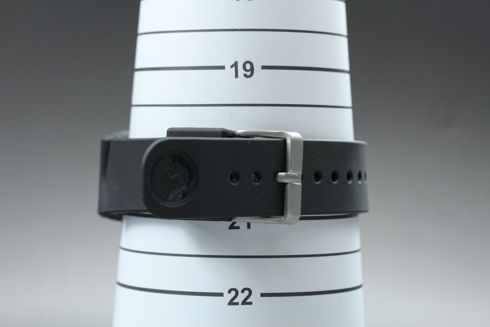 SEIKO Hybrid Arnie H558-5000 Black Quartz 45mm Men's Watch 1982