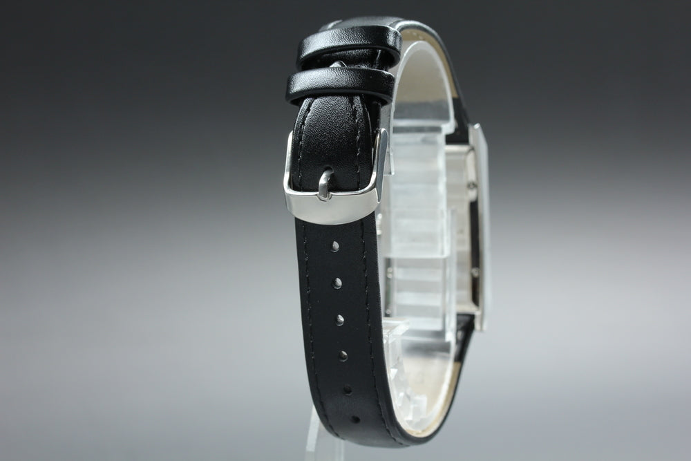 Near MINT Dunhill Waver 8036 White Quartz 22mm Men's Watch