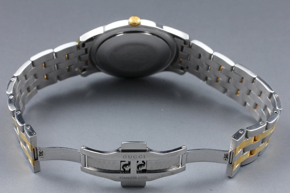Near MINT GUCCI 5500XL Quartz 38mm Men's Watch