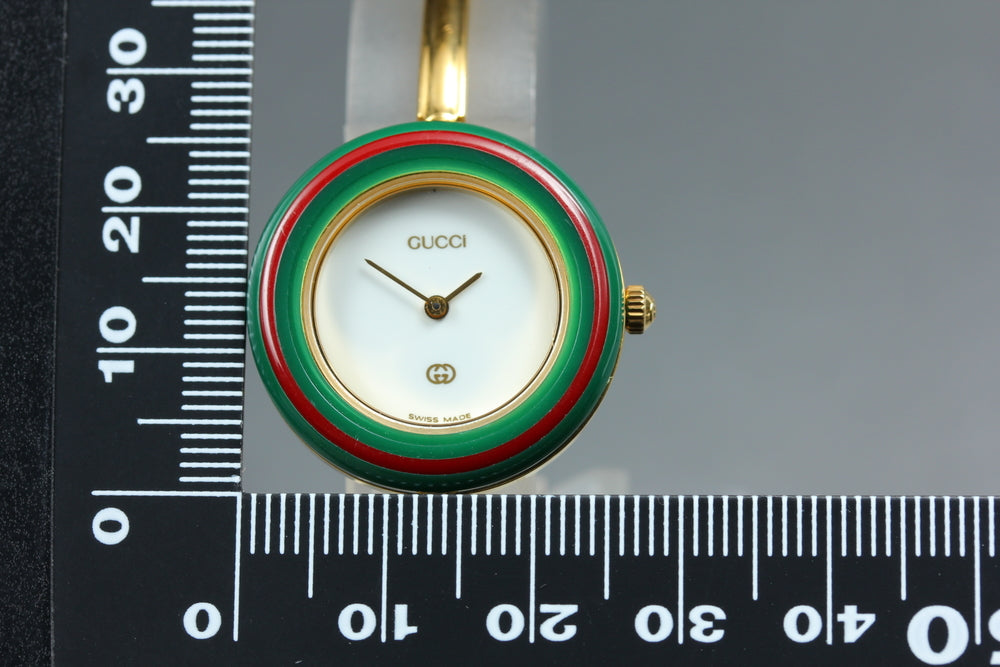 Near MINT GUCCI Change Bezel 11/12 White Quartz 26mm Ladies Watch