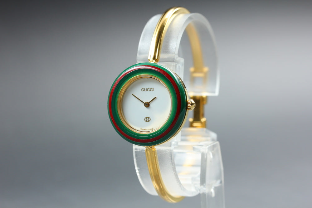 Near MINT GUCCI Change Bezel 11/12 White Quartz 26mm Ladies Watch