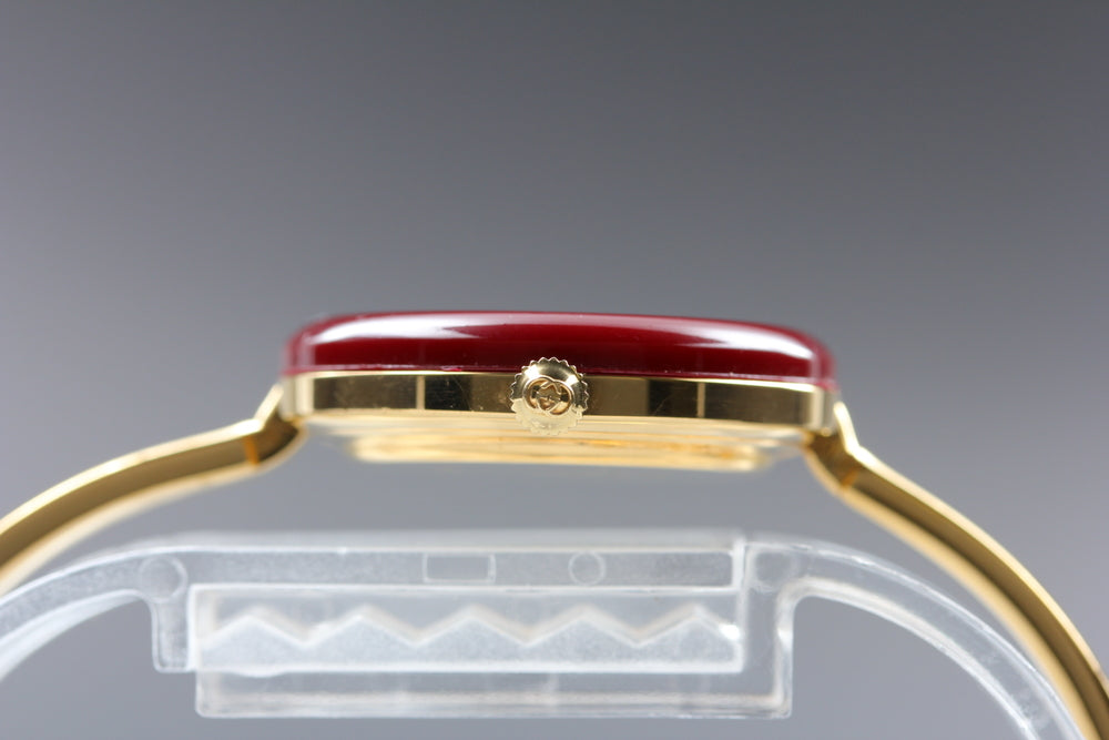 Near MINT GUCCI Change Bezel 11/12.2 White Quartz Ladies Watch