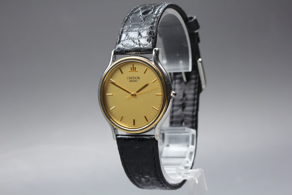 Near MINT SEIKO Credor 8J81-6B00 Gold Quartz 32mm Men's Watch 1997