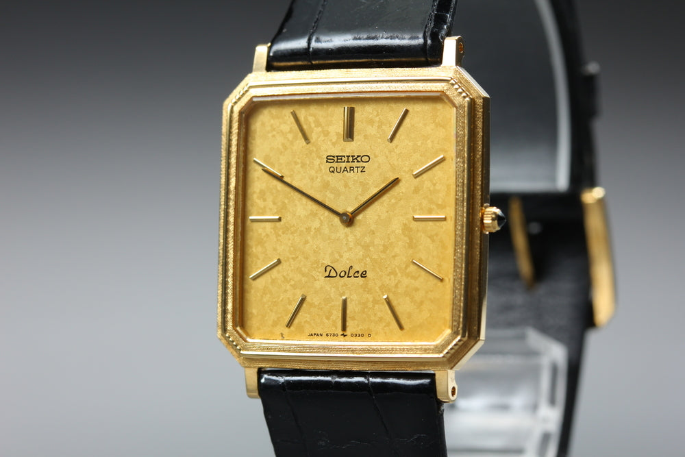 Near MINT SEIKO Dolce 6730-5160 Gold Quartz 27mm Men's Watch