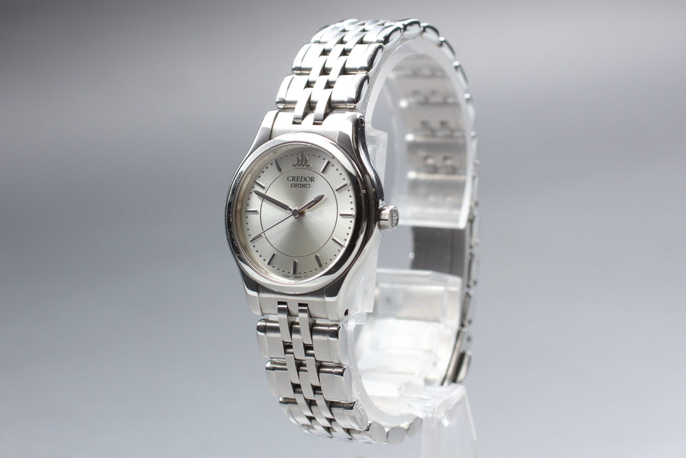 Near MINT SEIKO Credor 4J85-0A20 Silver Quartz 25mm Ladies Watch