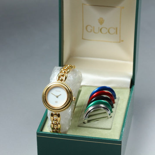 Near MINT GUCCI Change Bezel 11/12 White Quartz 25mm Ladies Watch